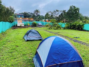 Bathroom - Arenal Camping (Calle Rojas)