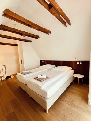1 chambre, fer et planche à repasser, lit parapluie, Wi-Fi gratuit
