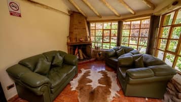 Triple Room, Garden View | Interior