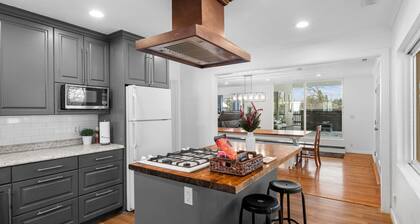 Millcreek Luxury Chateau With Hot Tub