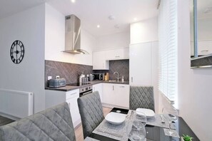 Private kitchen - Luxury 1 bedroom apartment in Aberdeen City Centre (Aberdeen City)