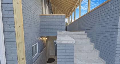 The Understory | Cozy Capitol Heights Suite