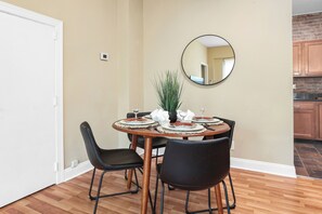 Dining - Modern 2BDR Condo in Ohio City (Cleveland)