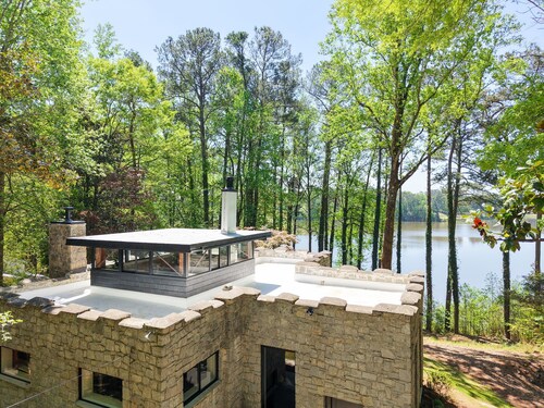 The Castle on Lake Acworth