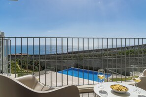 Pool - BAsia Apartment – Sea view and Pool (Funchal)