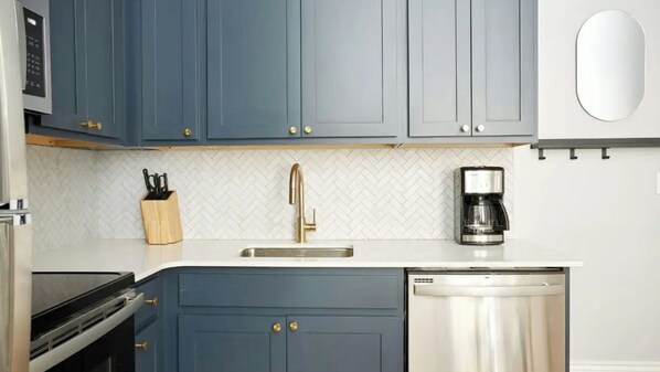 Studio (1 Bedroom) | Interior - Sleeps 26 Steps to French Quarter Entire Floor The Harlequin by Avantstay (New Orleans)