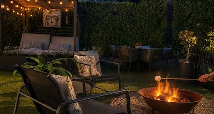 Luxury Pool/Spa Garden Retreat, 6 min walk from town and Lake + No hidden Fees!