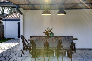 Outdoor dining - Seignosse Bourg, house 6 persons (SEIGNOSSE)