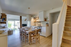 Fridge, microwave, oven, dishwasher - Seignosse Bourg, house 6 persons (SEIGNOSSE)