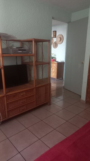 Interior - Stay at casa pipis, close to UTEQ, quiet family atmosphere in a private gated community. (Santiago de Querétaro)