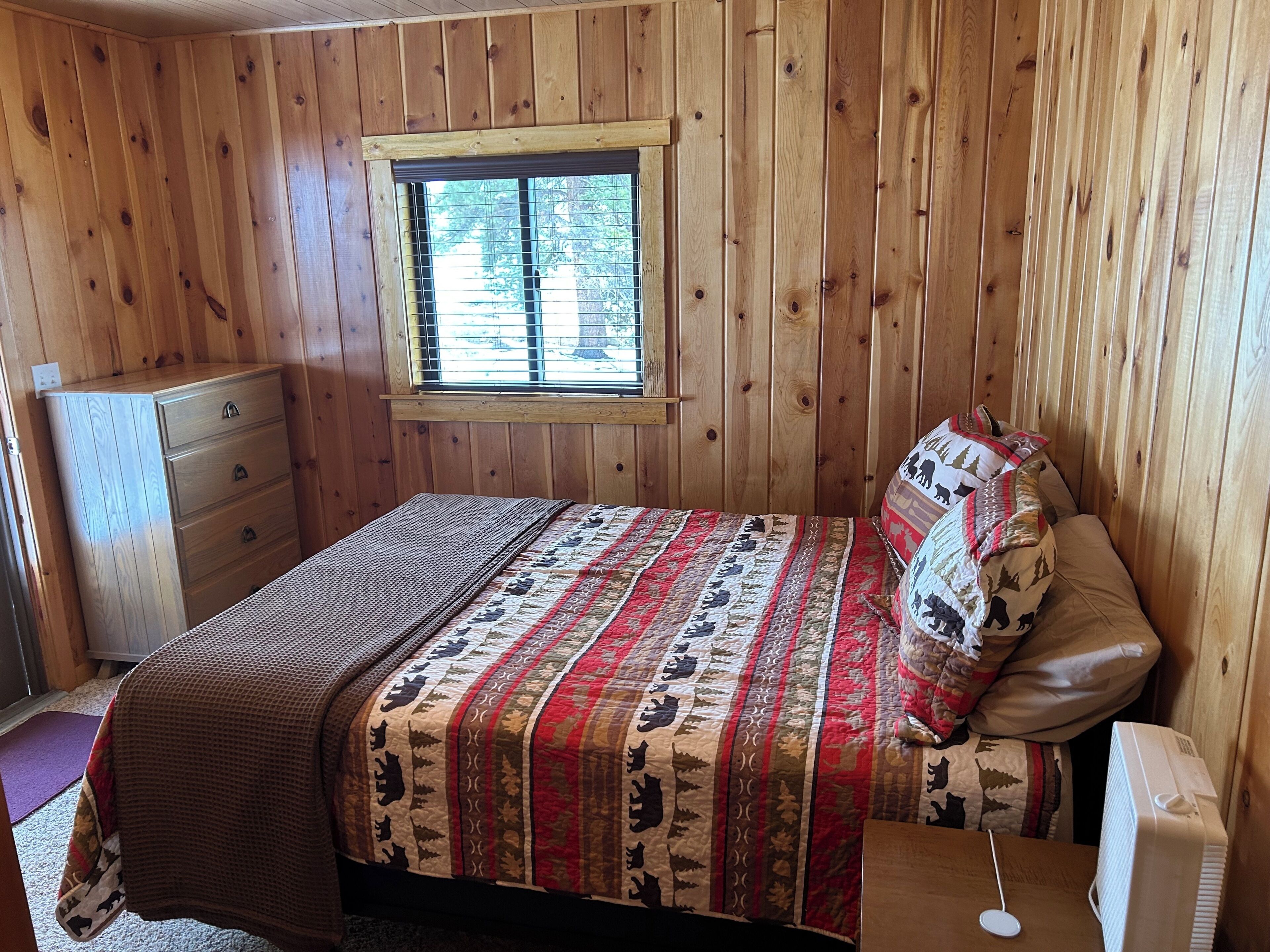 2 chambres, accès au Wi-Fi (inclus), literie fournie