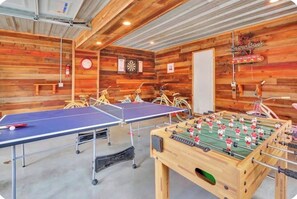 Spielezimmer