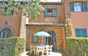 Outdoor dining - Montecasciano Rosa (CAPRANICA)