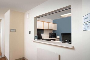 Lobby - Value Place Clarksville Tn (Clarksville)