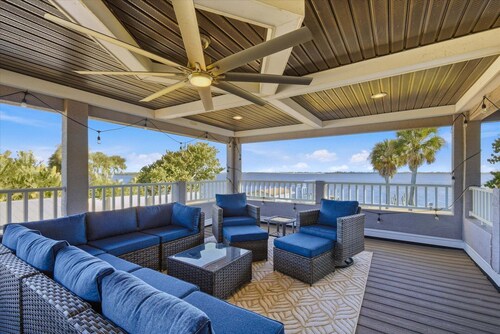 Punta Gorda Harbor View Vacation Home - Waterfront Home with Private Pool