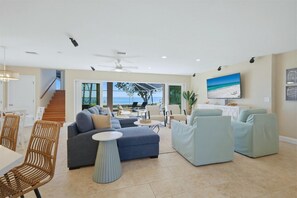 スマートテレビ