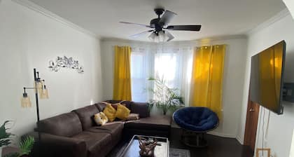 Spacious 3-bedroom house in peaceful North Bergen with AC