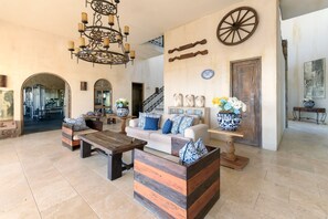 Interior - Awesome Ocean View, Clubhouse with Gym, Pool and Game Room (Cabo San Lucas)