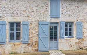 Exterior detail - Charmante maison au calme (Rougnac)