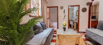 calm apartment sunny ,high wifi and near the beach