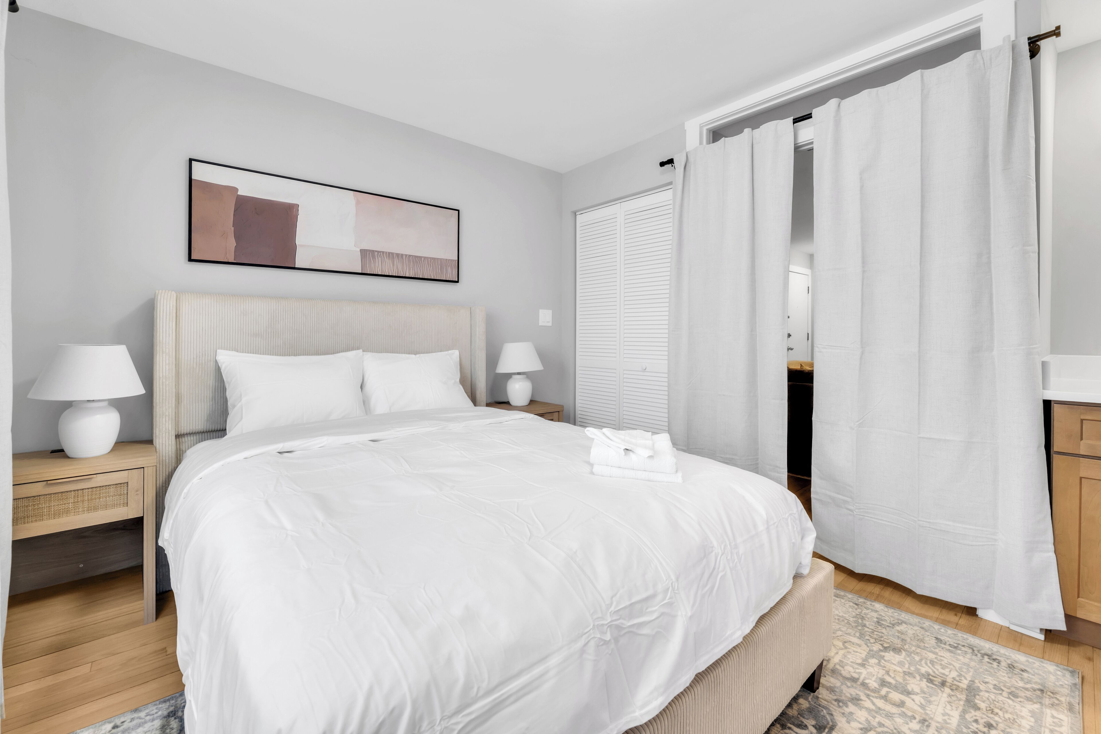 Iron/ironing board, travel crib, free WiFi, bed sheets