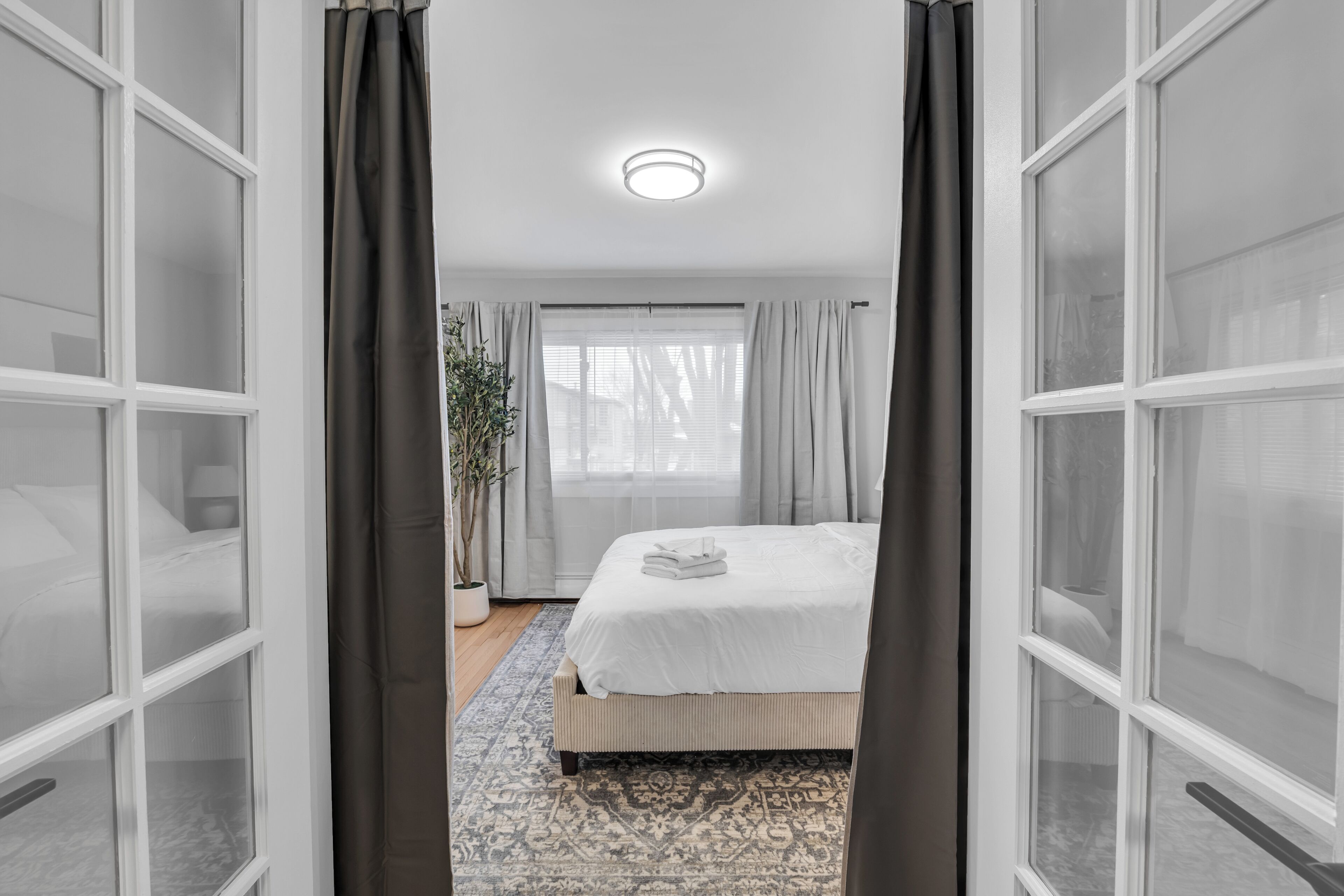 Iron/ironing board, travel crib, free WiFi, bed sheets