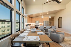 Dining - East Village Elegance | Ski Slopes from Every Window (Heber City)