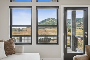 Interior - East Village Elegance | Ski Slopes from Every Window (Heber City)