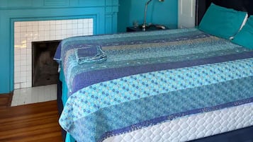 4 多间卧室、熨斗/熨衣板、上网接入、床单