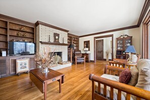 Luokittelematon kuva, 3 kautta 28, painike