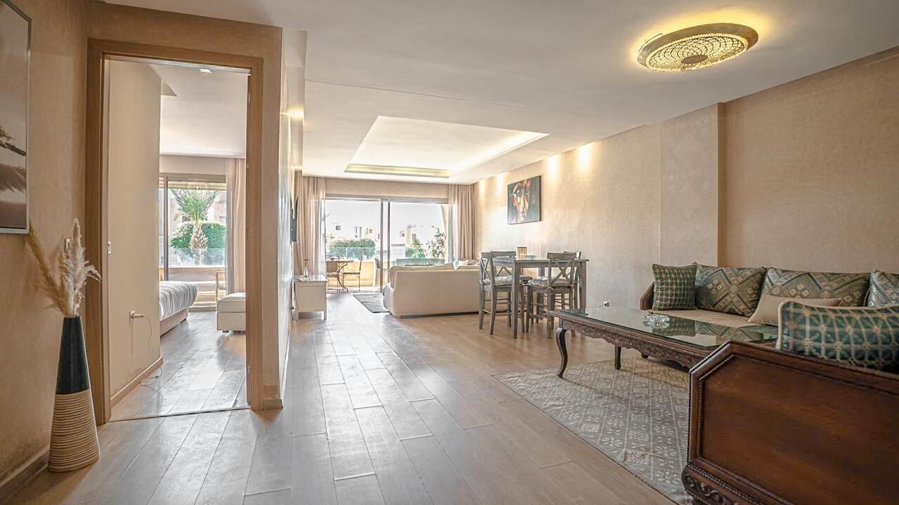 Leilighet – deluxe, hageutsikt | Oppholdsområde