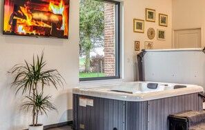 Interior - Gorgeous home in Auvilliers with WiFi (Auvilliers)