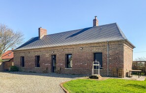 Exterior - Gorgeous home in Auvilliers with WiFi (Auvilliers)