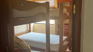 3 間睡房、Wi-Fi、床單