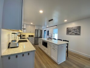 Private kitchen - Newly Renovated 2BR House Just Minutes from Shows, Outlets, Events, and Shopping (Strasburg)