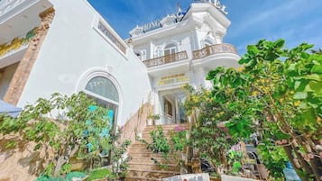 Chi tiết ngoại thất