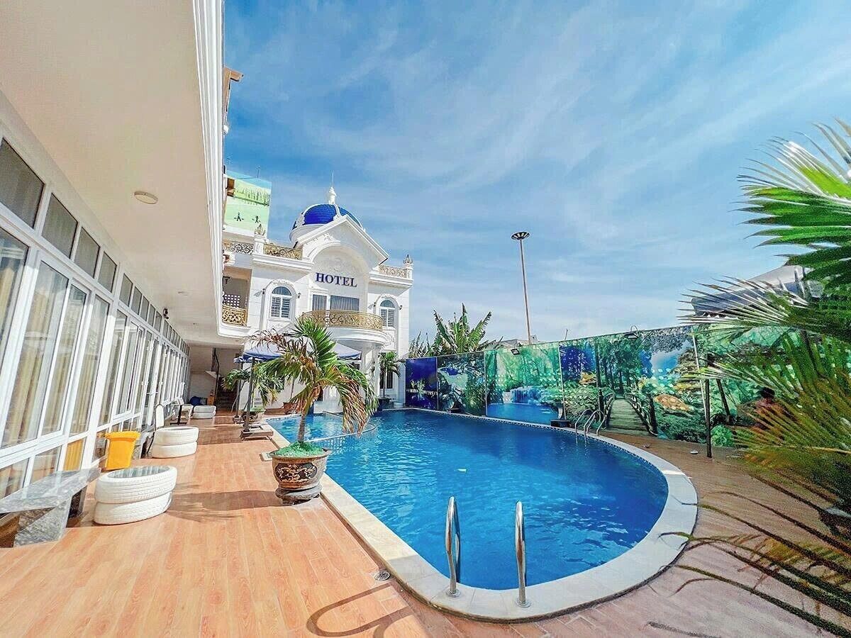 15 hồ bơi ngoài trời 