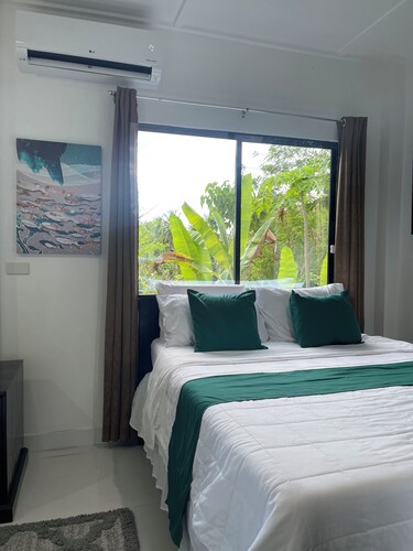 Charming 3-bedroom Private Home in enjoyable Alcantara/ Moalboal with cool AC