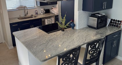 2-bedroom villa walking distance to almost everything