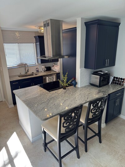 2-bedroom villa walking distance to almost everything