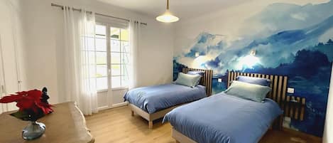 2 dormitorios y Internet