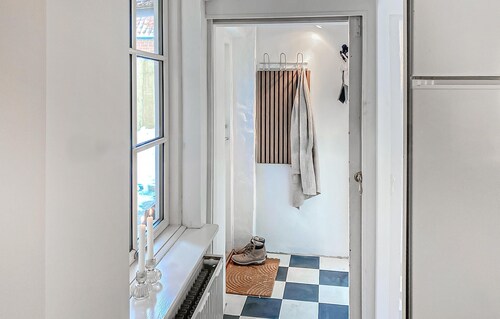 Lovely home in Rudkøbing with WiFi