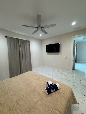 4 Schlafzimmer, Bügeleisen/Bügelbrett, WLAN, Bettwäsche