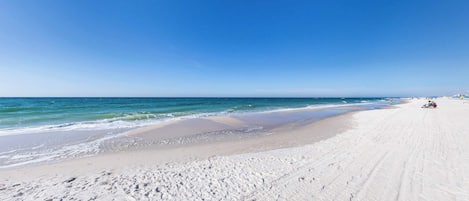 ビーチ、ビーチタオル