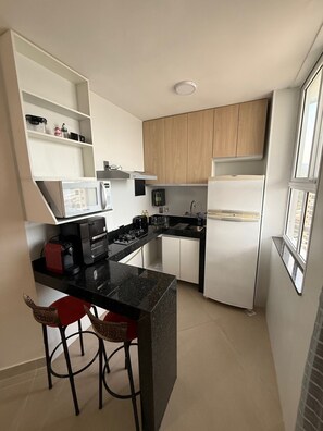 Private kitchen - Beach dream, sea and lagoon views, fully equipped apartment. (Rio de Janeiro)