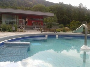 Pool - Hotel Restaurant Piccolo (Thale)