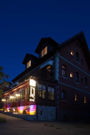 Exterior - Hotel Restaurant Piccolo (Thale)