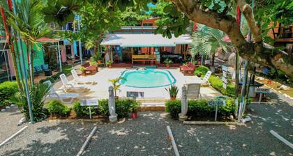 Casa Madera Black Beach puerto viejo