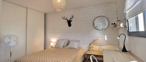 2 habitaciones, tabla de planchar con plancha y wifi gratis