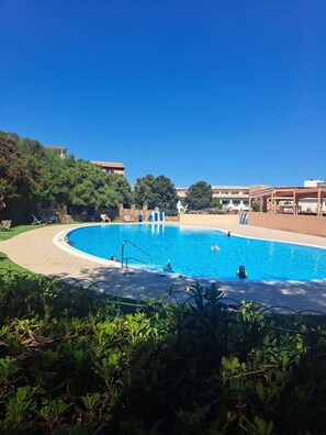 Pool - PORTO ROTONDO Bilocale in Residence Bouganville (4guests)) (Porto Rotondo)